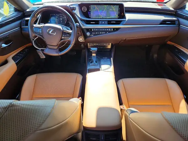 58ADZ1B16MU103980 2021 LEXUS ES - Image 8