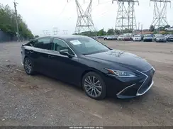58ADZ1B16MU110847 2021 LEXUS ES