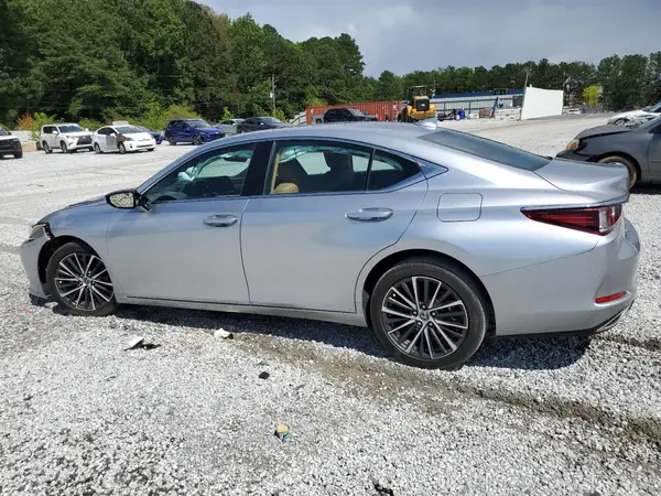 58ADZ1B16NU114561 2022 LEXUS ES - Image 2