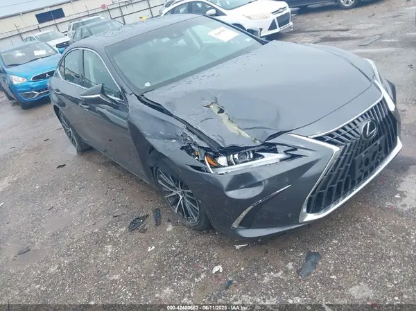 58ADZ1B16NU125009 2022 LEXUS ES - Image 1