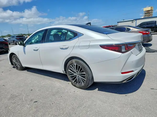 58ADZ1B16PU151497 2023 LEXUS ES - Image 2