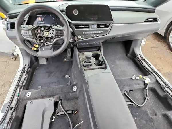 58ADZ1B16RU171882 2024 LEXUS ES - Image 8