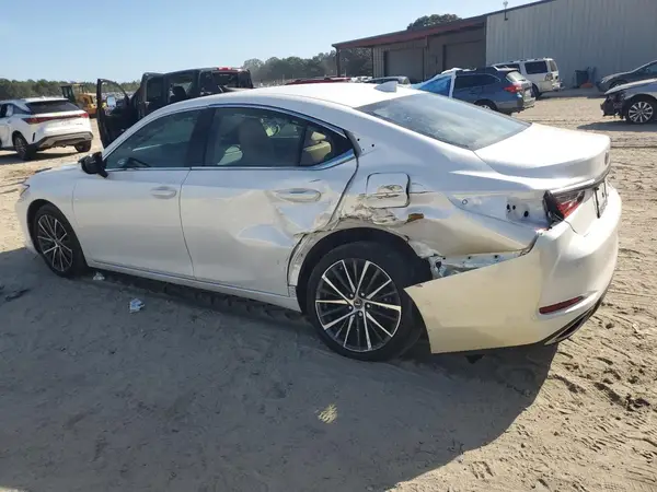 58ADZ1B16RU183661 2024 LEXUS ES - Image 2