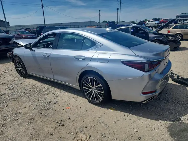 58ADZ1B16SU212565 2025 LEXUS ES - Image 2