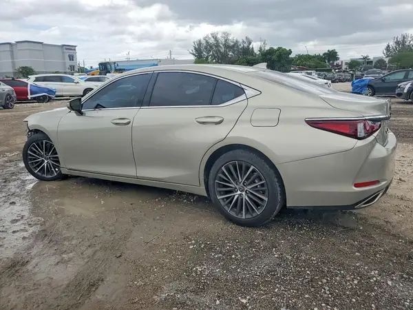 58ADZ1B16SU216390 2025 LEXUS ES - Image 2