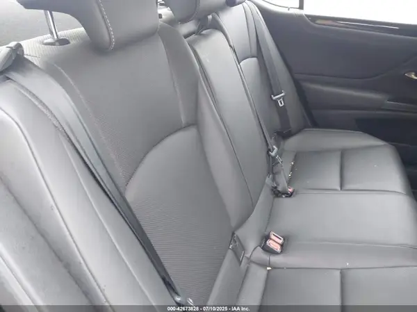 58ADZ1B17LU054898 2020 LEXUS ES - Image 8
