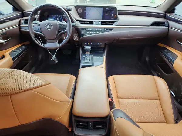 58ADZ1B17LU072298 2020 LEXUS ES - Image 8