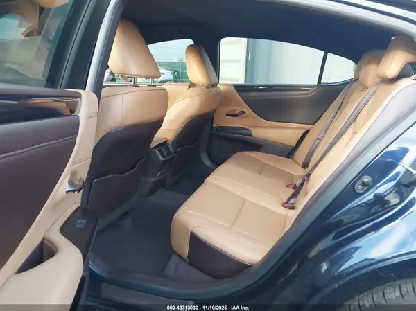 58ADZ1B17LU076237 2020 LEXUS ES - Image 8
