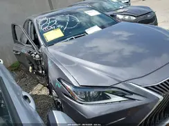 58ADZ1B17MU087143 2021 LEXUS ES