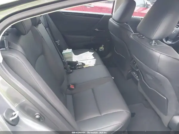 58ADZ1B17MU087143 2021 LEXUS ES - Image 8