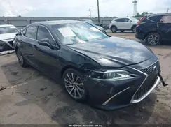 58ADZ1B17MU088812 2021 LEXUS ES