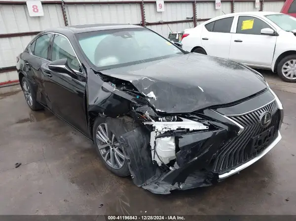 58ADZ1B17MU090169 2021 LEXUS ES - Image 1