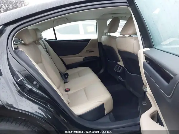 58ADZ1B17MU090169 2021 LEXUS ES - Image 8