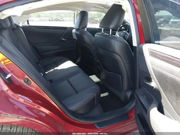 58ADZ1B17MU093279 2021 LEXUS ES - Image 8
