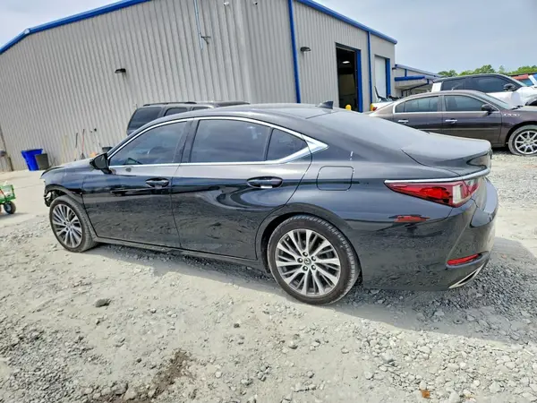 58ADZ1B17MU097509 2021 LEXUS ES - Image 2