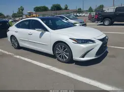 58ADZ1B17MU107410 2021 LEXUS ES