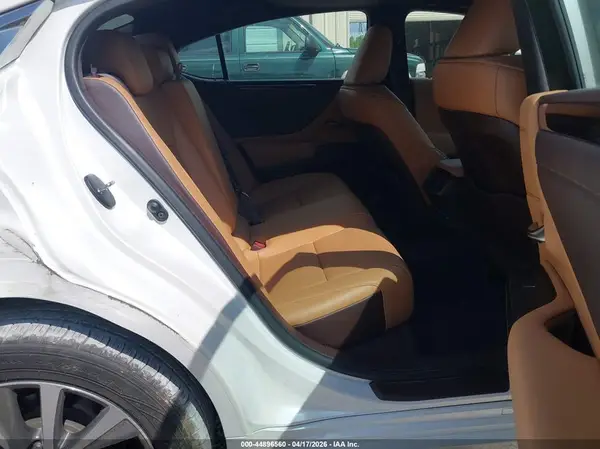58ADZ1B17MU109142 2021 LEXUS ES - Image 8