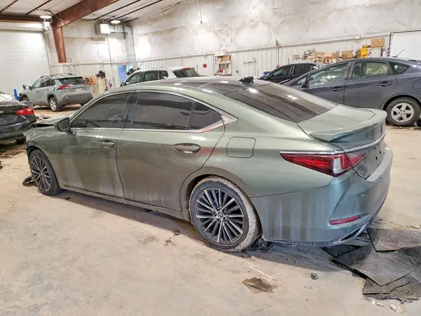 58ADZ1B17NU111782 2022 LEXUS ES - Image 2