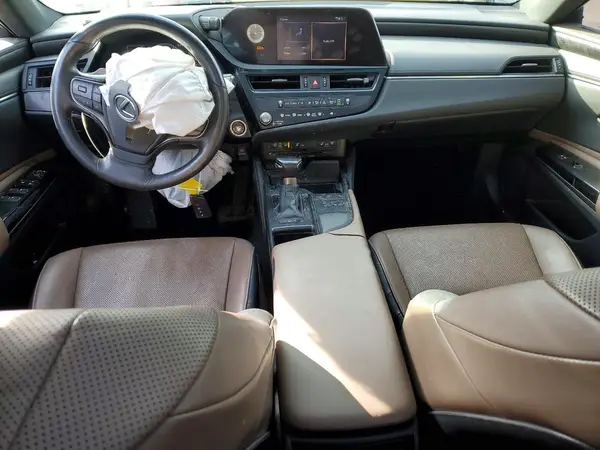 58ADZ1B17NU111782 2022 LEXUS ES - Image 8