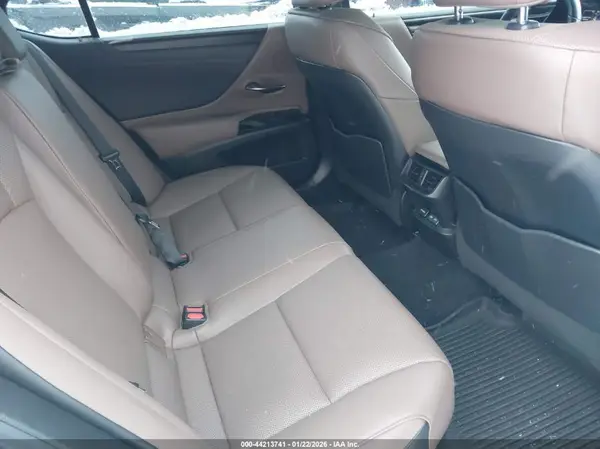58ADZ1B17NU122927 2022 LEXUS ES - Image 8