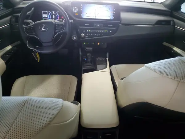 58ADZ1B17NU132924 2022 LEXUS ES - Image 8