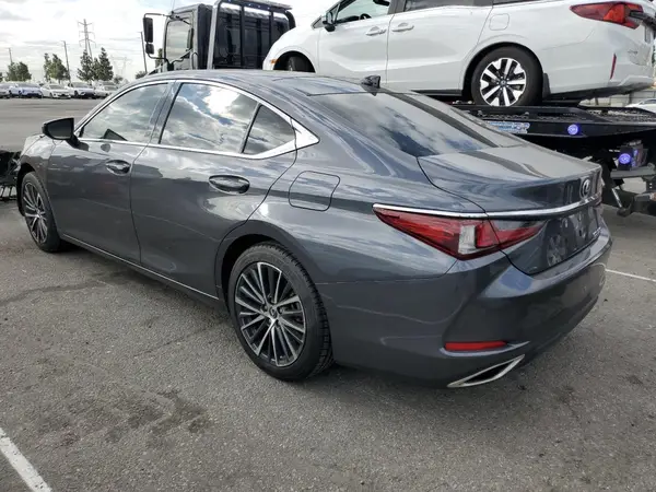 58ADZ1B17PU139763 2023 LEXUS ES - Image 2