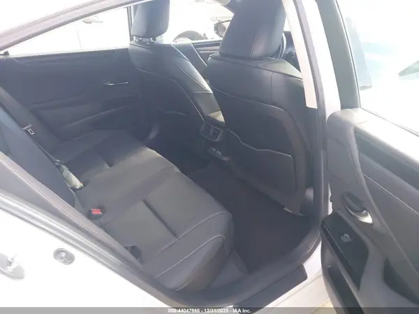 58ADZ1B17PU142419 2023 LEXUS ES - Image 8