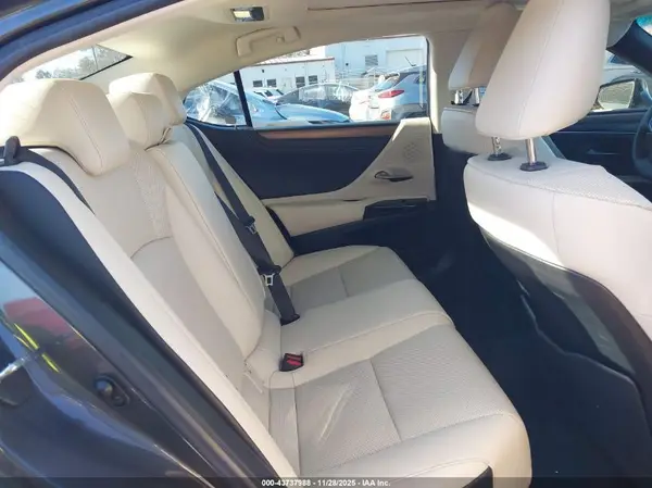58ADZ1B17PU152710 2023 LEXUS ES - Image 8