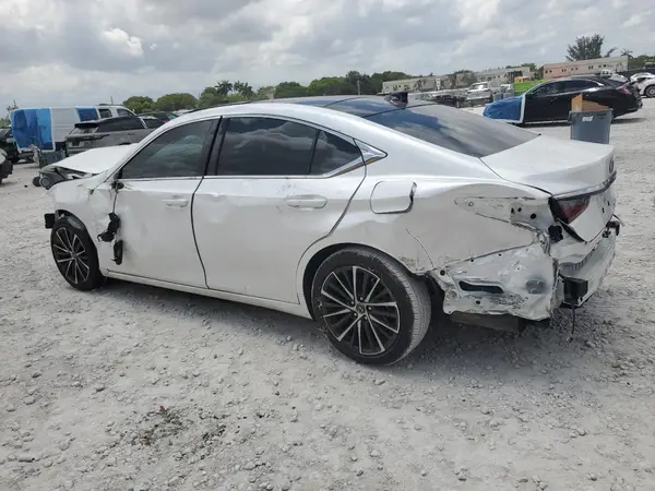 58ADZ1B17SU191287 2025 LEXUS ES - Image 2