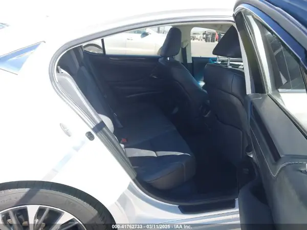 58ADZ1B18LU059768 2020 LEXUS ES - Image 8