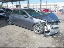 58ADZ1B18LU066221 2020 LEXUS ES