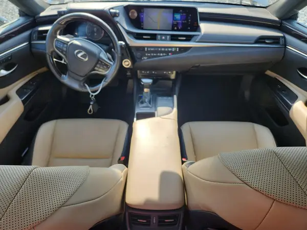 58ADZ1B18LU068065 2020 LEXUS ES - Image 8