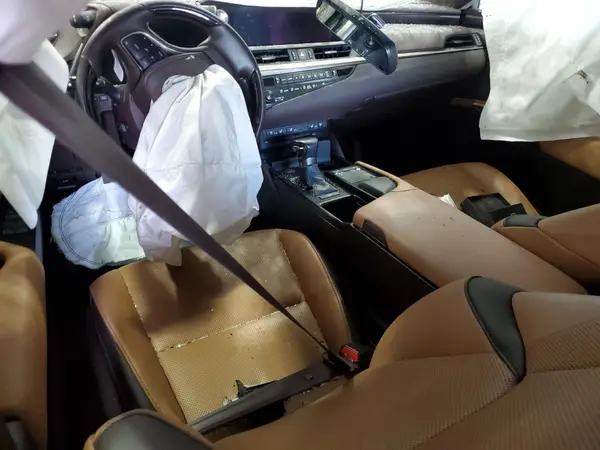 58ADZ1B18LU076392 2020 LEXUS ES - Image 8