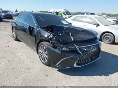 58ADZ1B18LU077669 2020 LEXUS ES