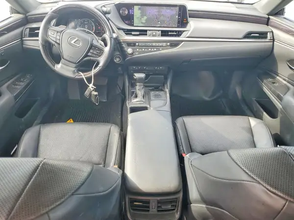 58ADZ1B18MU093596 2021 LEXUS ES - Image 8