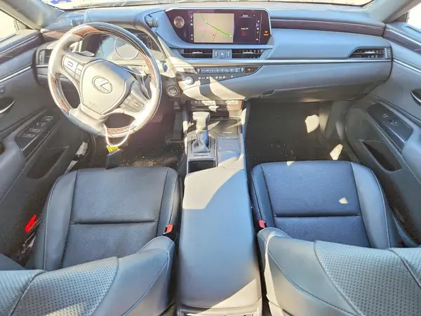 58ADZ1B18MU094294 2021 LEXUS ES - Image 8