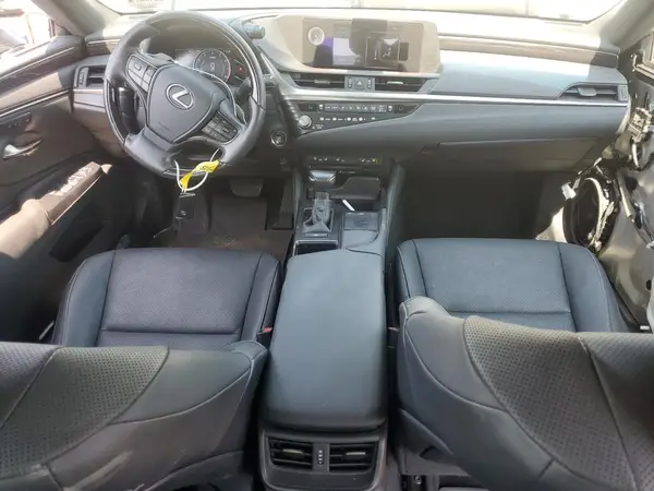 58ADZ1B18MU105147 2021 LEXUS ES - Image 8