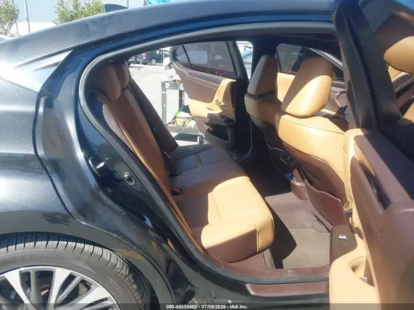 58ADZ1B18MU106346 2021 LEXUS ES - Image 8