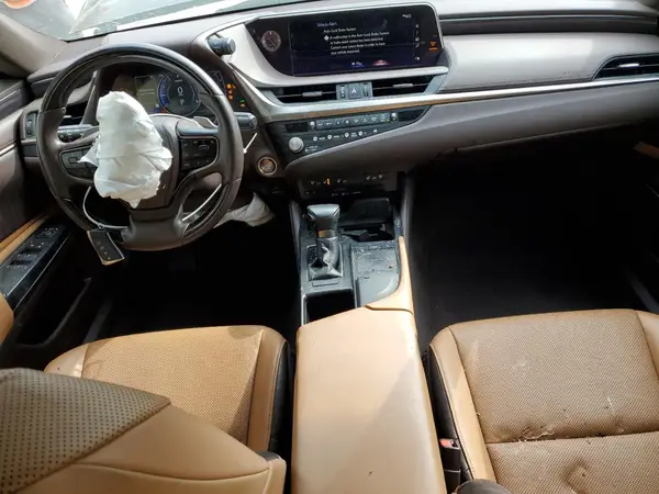 58ADZ1B18MU106444 2021 LEXUS ES - Image 8