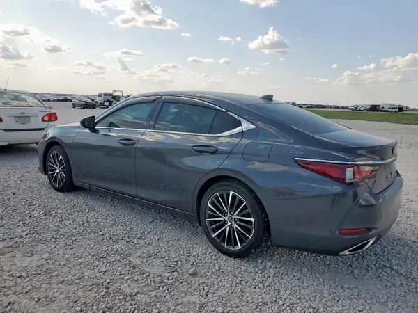 58ADZ1B18NU118871 2022 LEXUS ES - Image 2