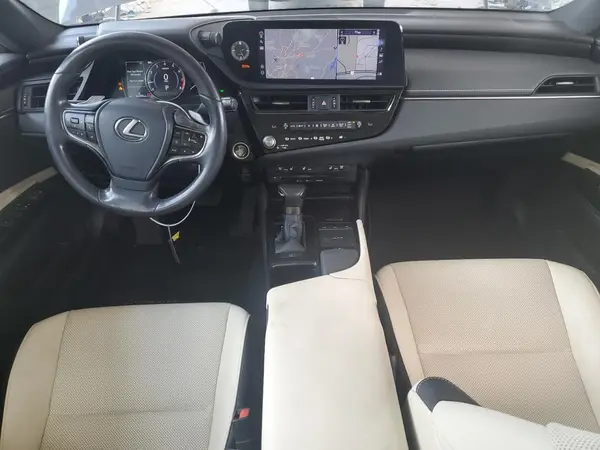 58ADZ1B18NU123598 2022 LEXUS ES - Image 8