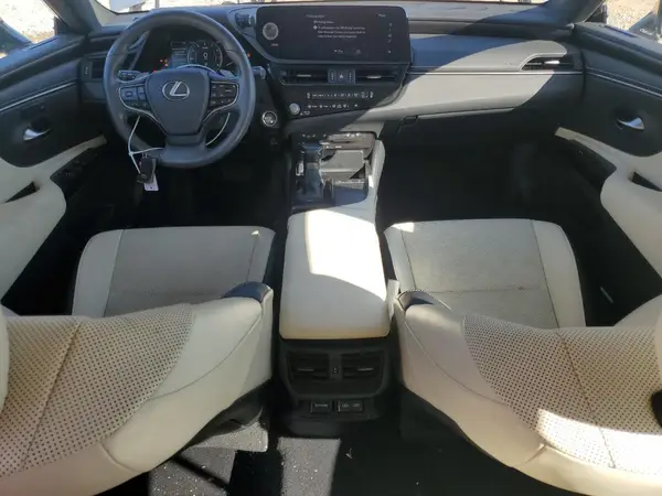 58ADZ1B18NU135301 2022 LEXUS ES - Image 8