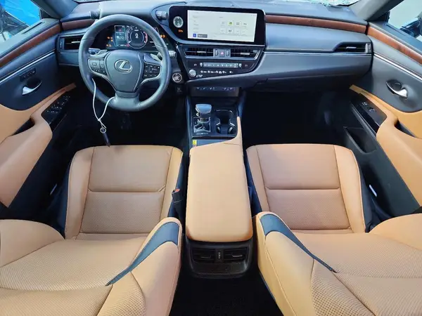 58ADZ1B18PU146527 2023 LEXUS ES - Image 8