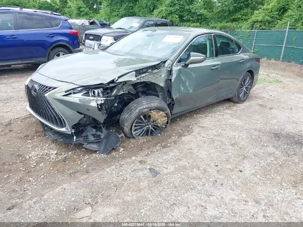 58ADZ1B18PU146737 2023 LEXUS ES - Image 2