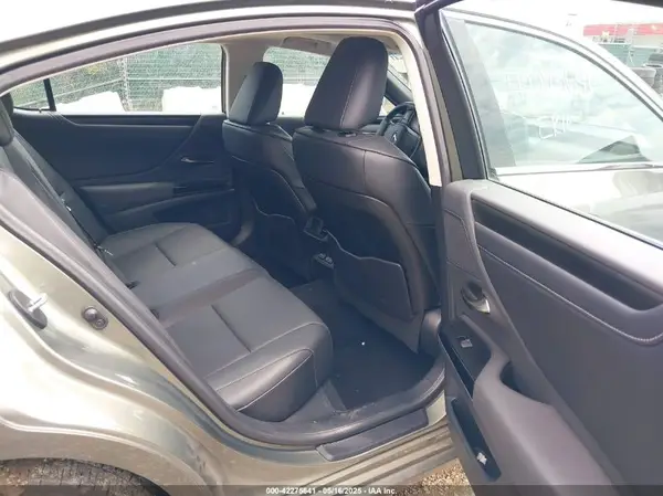 58ADZ1B18PU146737 2023 LEXUS ES - Image 8