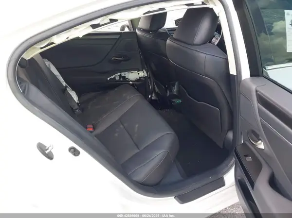 58ADZ1B18PU153025 2023 LEXUS ES - Image 8