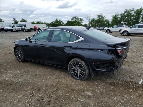 58ADZ1B18PU160234 2023 LEXUS ES - Image 2