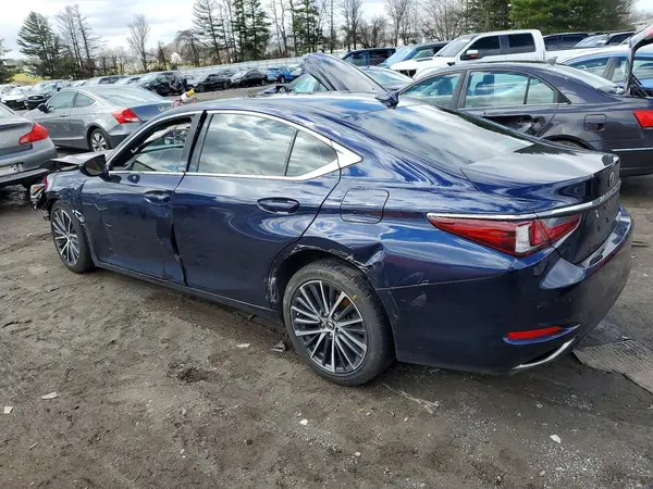 58ADZ1B18RU162536 2024 LEXUS ES - Image 2