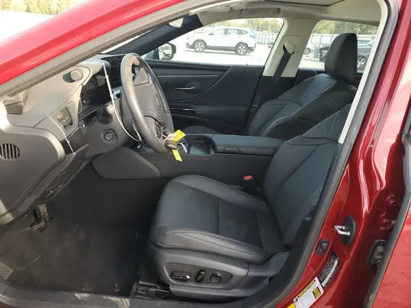 2024 LEXUS ES auction photo 7