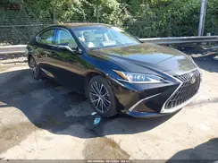58ADZ1B18SU185773 2025 LEXUS ES